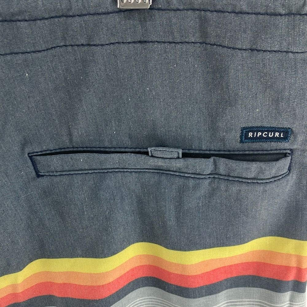 Rip Curl Blue and Red  - Board Shorts with Retro Stripes - Lay Days - Size 34 - Picture 7 of 8